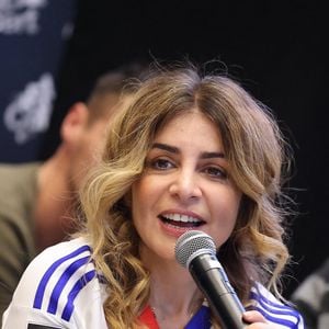 Julie Zenatti - Conférence de presse de la nouvelle édition du Foot-Concert organisé par le Réseau A.Ma.N.D./Huntington Avenir à la LDLC Arena à Lyon le 11 Novembre 2024.  © Dominique Jacovides/Bestimage