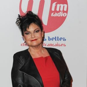 “Mon intérieur n’est ni moderne, ni ancien, disons plutôt intemporel. [...] C’est un style éclectique combinant mobilier ancien, contemporain et ethnique.” 

Exclusif - Maurane - Concert MFM Radio Live sur un Bateau-Mouche au pont de l'Alma à Paris, le 19 novembre 2014. Pierre Perusseau / Bestimage