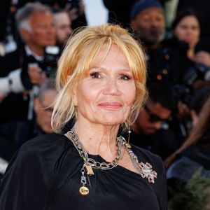 Clémentine Célarié s'apprête à faire son grand retour sur les planches.

Clémentine Célarié - Montée des marches du film « Karma » lors du 79ème Festival International du Film de Cannes. 

© Jacovides-Moreau / Bestimage