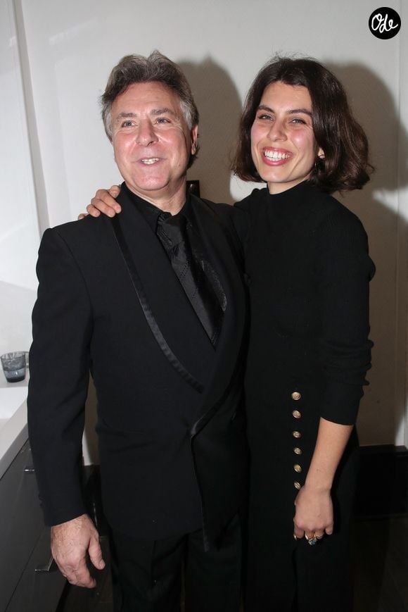 Roberto Alagna et sa fille Ornella dans la loge à la suite du concert de Roberto Alagna avec l’orchestre Colonne à la Salle Gaveau à Paris, le 11 janvier 2024. © Bertrand Rindoff / Bestimage