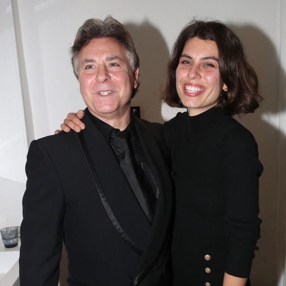 Roberto Alagna et sa fille Ornella dans la loge à la suite du concert de Roberto Alagna avec l’orchestre Colonne à la Salle Gaveau à Paris, le 11 janvier 2024. © Bertrand Rindoff / Bestimage