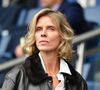 Sylvie Tellier n'en revient pas.

Sylvie Tellier - Célébrités dans les tribunes du match de football de Ligue un McDonald's opposant le RC Lens au Paris Saint-Germain (PSG) au Parc des Princes à Paris. © Christian Liewig/Bestimage