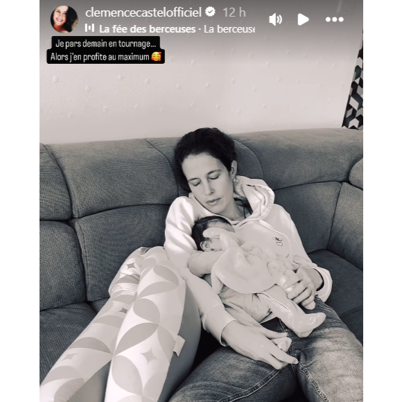 Mais Clémence Castel devra prochainement quitter le cocon familial, malgré elle.

Clémence Castel (Koh-Lanta) profite d'une sieste avec sa fille Colette.