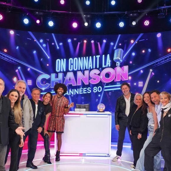 Exclusif- Julien Lepers, Philippe Risoli, Capucine Anav, Fabien Lecoeuvre, Delphine Wespiser, Gwendal Marimoutou, Christophe Carrière, Valérie Damidot, Silvia Notargiacomo, Lionel Tim, Isabelle Morini-Bosc, Jordan Deluxe, lors de l’enregistrement de l’emission "On Connait La Chanson Années 80", présentée par L.Boccolini et diffusée le 22 septembre 2026 sur W9, à Paris, France, le 9 avril 2026. © Jack Tribeca/Bestimage