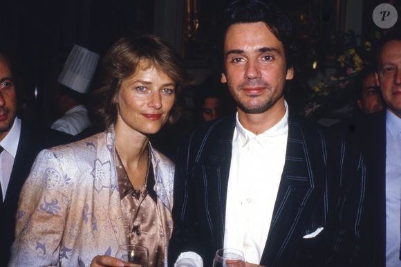 Jean-Michel Jarre et Charlotte Rampling en 1990.
Bestimage
