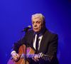 Enrico Macias a enflammé la scène du Dôme de Paris, Palais des Sports, à l’occasion de son concert événement dans le cadre de sa tournée La Fête Continue...
Concert d’Enrico Macias pour sa tournée La Fête Continue ! dans la salle de spectacle Le Dôme de Paris - Palais des Sports à Paris, France. © Jack Tribeca/Bestimage