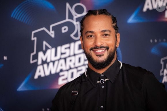 Tapis rouge des NRJ MUSIC AWARDS 2023. SLIMANE assiste au tapis rouge des NRJ MUSIC AWARDS 2023, au Palais des Festivals, à Cannes. Le 10 novembre 2023. Photo by Shootpix/ABACAPRESS.COM