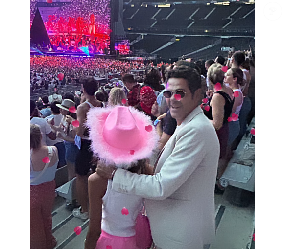 Présent avec sa fille Lila pour assister au show événement du "Cowboy Carter Tour",


Jamel Debbouze et sa fille Lila au concert de Beyoncé au stade de France à Paris.