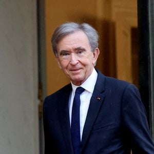 Bernard Arnault a vendu son jet privé il y a quelques années.

Bernard Arnault, Pdg de LVMH - Arrivées des personnalités au dîner d’État en l’honneur du président brésilien et de sa femme au palais présidentiel de l’Élysée à Paris.

© Jacovides / Moreau / Bestimage