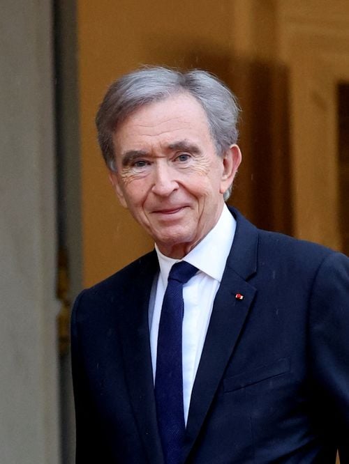 "J'ai réglé le problème : j'ai vendu" : Bernard Arnault explique les raisons qui l'ont poussé à se séparer de son jet privé à 48 millions d'euros