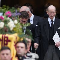 64 ans qu'ils étaient mariés : le duc de Kent épaulé par la famille royale britannique pour le dernier voyage de son épouse