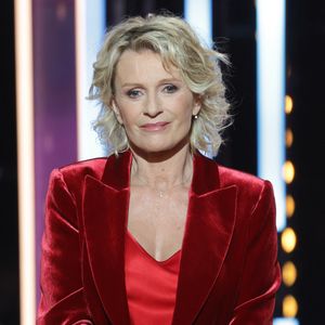 Sophie Davant - Les célébrités se mobilisent pour la 38ème édition du Téléthon dans les studios de France 2 à Paris, le 29 novembre 2024. 
© Coadic Guirec / Bestimage