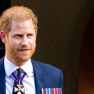 Le prince Harry, duc de Sussex arrive à la célébration du 10ème anniversaire des Invictus Games, en la cathédrale Saint-Paul à Londres, le 8 mai 2024. Venu sans sa femme et ses enfants, il ne rencontrera pas son père qui lutte actuellement contre un cancer. ©  MISC/Backgrid USA/Bestimage