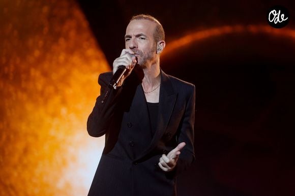Calogero - Enregistrement de l'émission "Les disques d'or de l'année" au Dôme de Paris, présentée par E.Gossuin et diffusée le 24 décembre à 21h10 sur M6
© Christophe Clovis / Bestimage