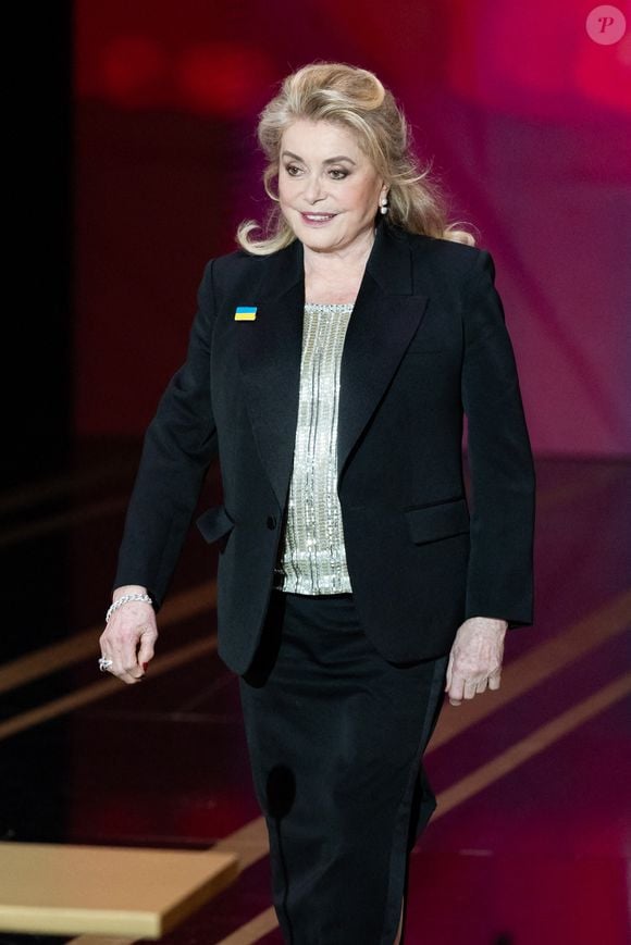 Les propriétaires ont conservé l'esprit des lieux, notamment la cuisine et les jardins historiques.

Catherine Deneuve - Cérémonie de la 50ème édition de la cérémonie des César à l'Olympia à Paris, France, le 28 février 2025 © Dominique Jacovides - Olivier Borde / Bestimage