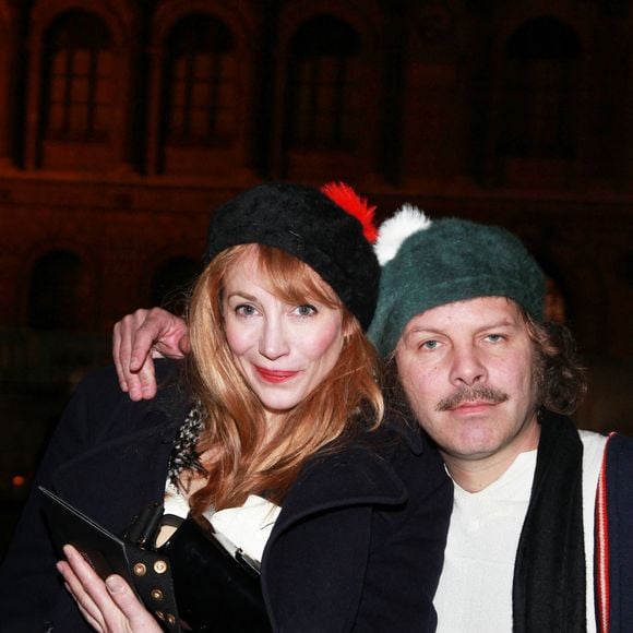 Julie Depardieu et Philippe Katerine arrivent au défilé de la collection printemps-été 2012 d'Etam qui s'est tenu aux Beaux-Arts de Paris, France, le 23 janvier 2012. Photo par Denis Guignebourg/ABACAPRESS.COM ?