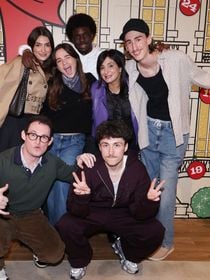 ON Y ETAIT Star Academy : L'Appart de Noël a ouvert ses portes en présence de Nikos Aliagas et d'anciens candidats de l'émission