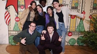 ON Y ETAIT Star Academy : L'Appart de Noël a ouvert ses portes en présence de Nikos Aliagas et d'anciens candidats de l'émission