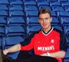 Le champion du monde 1998 travaille depuis près de vingt ans comme vendeur de piscines.

Stéphane Guivarc'h – signature aux Glasgow Rangers en Écosse – conférence – plan serré