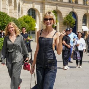 Angèle - Personnalités à l'hôtel Ritz à Paris en marge des défilés de mode Haute Couture automne/hiver 2024/2025 le 25 juin 2024.