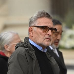 Bruno Moynot arrive à la cérémonie d'enterrement de l'acteur français Michel Blanc à l'église Saint Eustache à Paris, France, le 10 octobre 2024. Il est décédé le 4 octobre à la suite d'une crise cardiaque consécutive à un choc anaphylactique. Blanc était connu pour son rôle du célibataire maladroit Jean-Claude Dusse dans le film "Les Bronzés" de 1978.