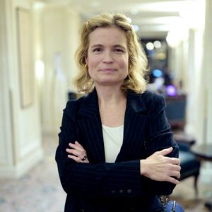 Cette rencontre entre deux héritiers du cinéma français séduit autant par le talent des acteurs que par la force de la pièce.

Exclusif - Sarah Biasini lors de la soirée de lancement de La nuit des Molières 2024 à l'hôtel InterContinental Paris - Le Grand le 30 septembre 2024. © Rachid Bellak / Bestimage