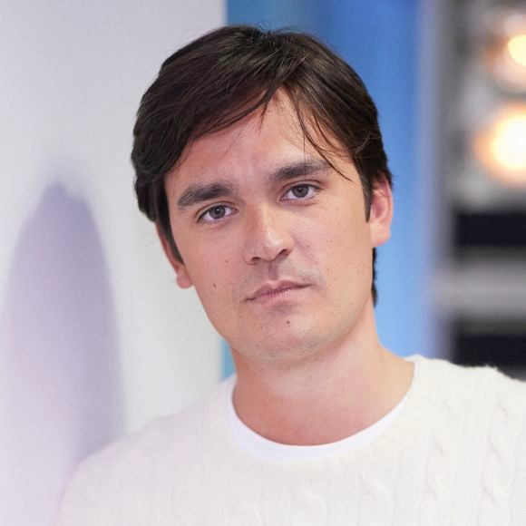 Alain-Fabien Delon provoque l'incompréhension au sein du clan

Exclusif - Alain-Fabien Delon en backstage de de l'émission "C à Vous" à Paris, France. © Cyril Moreau/Bestimage