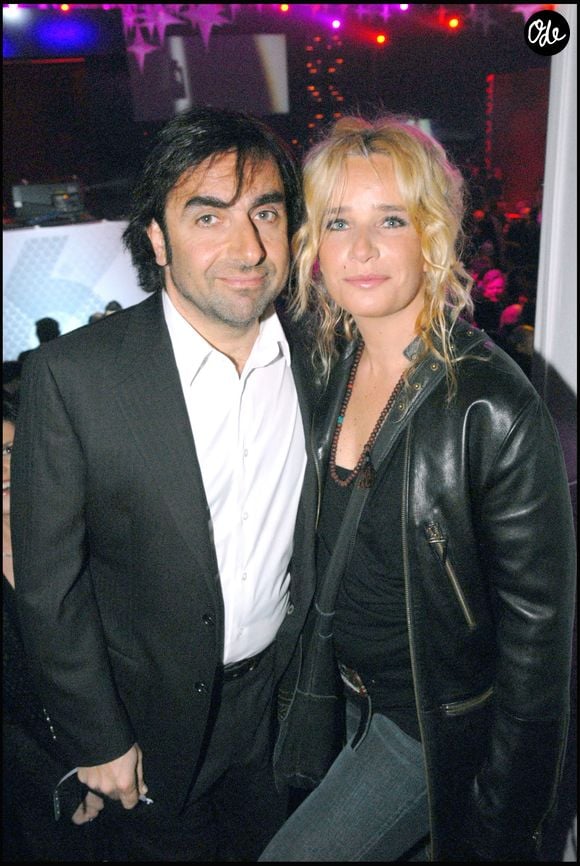 André Manoukian et sa femme Stéphanie lors des 20 ans de la chaîne M6 aux Tuileries à Paris. © RACHID BELLAK / BESTIMAGE