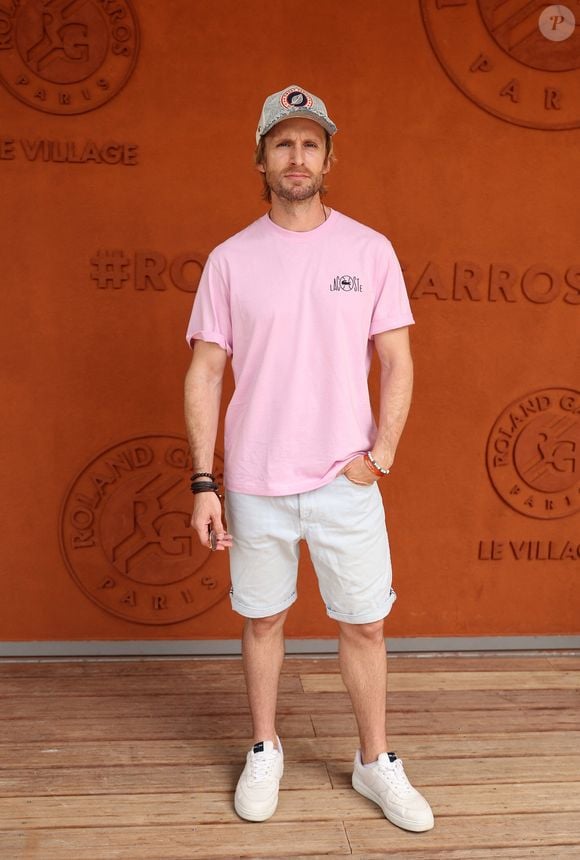 Philippe Lacheau au photocall du village lors des Internationaux de France de Tennis de Roland Garros 2026, à Paris, France, le 29 mai 2026. © Dominique Jacovides/Bestimage