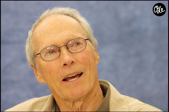 Clint Eastwood lors de la conférence de presse du film Million Dollar Baby — portrait.
Le 30 novembre 2004, des personnalités assistent à la conférence de presse du film Million Dollar Baby au Stephen J. Ross Theater, à Burbank, en Californie.

AGENCE / BESTIMAGE