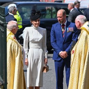 Son mari, le prince William était à ses côtés

Le prince William, prince de Galles, et Catherine (Kate) Middleton, princesse de Galles - La famille royale britannique et les personnalités assistent à un service d'action de grâce à l'abbaye de Westminster à Londres, à l'occasion du 80ème anniversaire du jour de la Victoire en Europe (VE Day), le 8 mai 2025. GOFF INF / BESTIMAGE