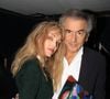 L'intellectuel revient notamment sur sa rencontre romanesque et passionnée avec l'artiste Arielle Dombasle.

Exclusif - Bernard-Henri Lévy et sa femme Arielle Dombasle - Avant-première du film "Aucun ours" au cinéma Le Balzac à Paris le 14 novembre 2022. 

© Philippe Baldini / Bestimage