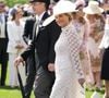 Elle est l'épouse du prince Edward, frère de Charles

Le duc Edward et la duchesse Sophie d'Edimbourg - La famille royale d'Angleterre aux courses hippiques "Royal Ascot 2024" à Ascot. Le 19 juin 2024
© Julien Burton / Bestimage