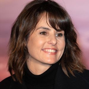 "Maman… dans 2 ans, je serai là…", aurait indiqué le garçon de 10 ans à Faustine Bollaert, après avoir été inspiré par les talents du Québécois. 

Faustine Bollaert à la projection exceptionnelle de "La Reine des Neiges 2 " au Grand Rex à Paris , le 13 novembre 2019 .Photo par David Niviere/ABACAPRESS.COM