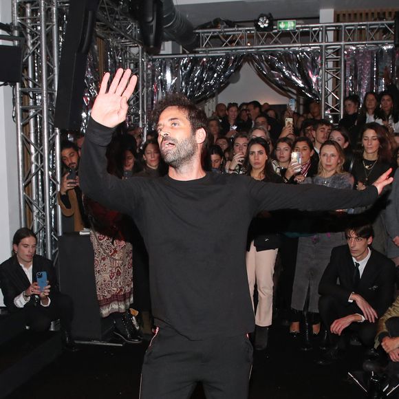 Exclusif - No Tabloids - Benjamin Millepied - 30ème Anniversaire du groupe de communication Mazarine à la "Maison Mazarine" à Paris le 7 décembre 2023. Fondé en 1993 par P.E.Reiffers, Mazarine est un groupe de communication globale indépendant dédié aux acteurs du luxe, de la mode et aux institutions culturelles, partout dans le monde. 
30 ans portés par une quête d’excellence absolue, par le désir de faire rayonner le luxe, la mode, l’art et la culture, en explorant tous les territoires d’expression.

30 ans d’une passion pour la créativité et l’innovation cultivée par 500 talents à travers le monde. Un savoir-faire qui allie le content, le digital et l’entertainment pour concevoir des expériences à la mesure des plus belles Maisons de luxe et institutions culturelles.  © Bertrand Rindoff / Bestimage