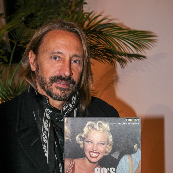 Il admet n'avoir pas réussi à sauver leur couple, bien que "tout ne soit pas blanc ou noir"

Exclusif - Bob Sinclar - Le photographe Foc Kan dédicace son livre "80's Paris Nights" aux Bains Paris le 12 novembre 2025. © Philippe Baldini / Bestimage