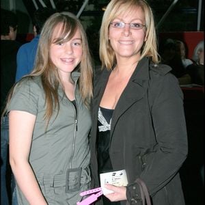 CAROLINE DIAMENT ET SA FILLE  Salomé lors d'un concert de Patrick Bruel
RINDOFF-GUIREC / BESTIMAGE