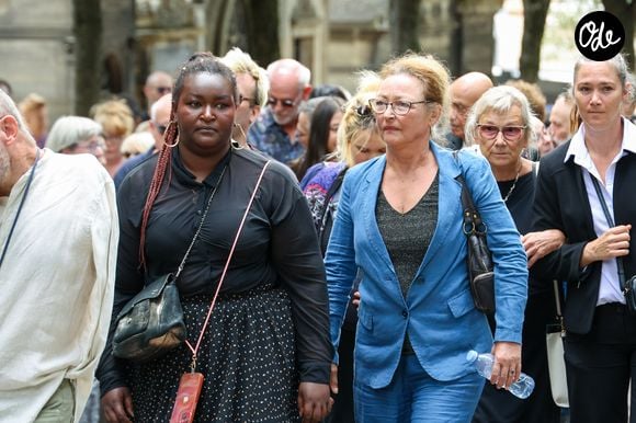 Catherine Frot aux obsèques de Dominique Frot au cimetière du Père Lachaise à Paris, France, le 21 août 2026. © enis Guignebourg/Bestimage