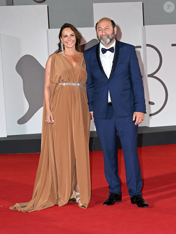 ... et vendu à 800 euros !

Kad Merad, Julia Vignali à la première de "Finalement" de C.Lelouch au 81ème Festival International du Film de Venise (Mostra) le 2 septembre 2024.
Zuma Press / Bestimage