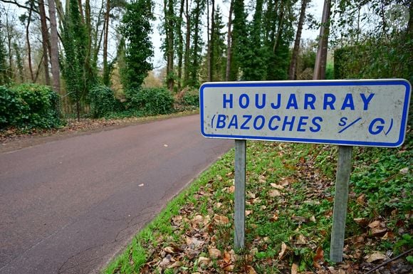 Illustration de l'ancienne demeure (bergerie du XVIIIème siècle) de Brigitte Bardot à Bazoches-sur-Guyonne dans les Yvelines, France, le 2 janvier 2026. © Christian Liewig/Bestimage