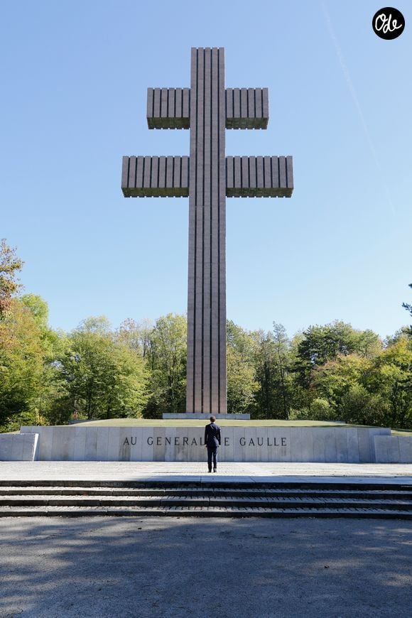 À l’occasion du 60e anniversaire de la Constitution de la Ve République, le président de la République Emmanuel Macron se rend à Colombey-les-Deux-Églises, en France, le 4 octobre 2018. © Jean-Charles Gutner/Pool/Bestimage