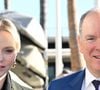 "En ce jour de Première Communion, nous adressons nos plus sincères félicitations au Prince héréditaire Jacques et à la Princesse Gabriella qui ont reçu ce sacrement avec foi et recueillement", peut-on lire en légende.
Le prince Albert II de Monaco, sa femme la princesse Charlene et Camille Gottlieb ont remis les traditionnels colis de Noël aux aînés monégasques dans la meeting room du Yacht Club de Monaco dans le cadre de festivités de fin d'année de la Principauté de Monaco. © Bruno Bebert/Pool Monaco/Bestimage