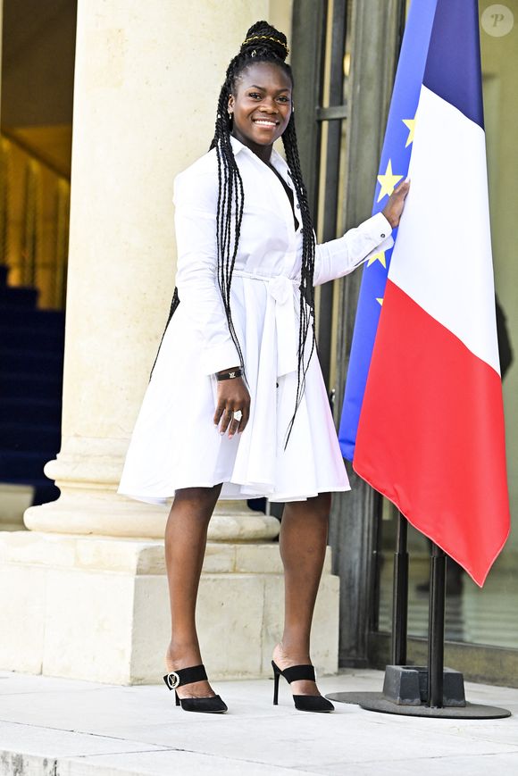Elle-même ne le connaissait pas avant la naissance

Clarisse Agbegnenou - Cérémonie des médaillés olympiques et paralympiques des Jeux de Tokyo au Palais de l'Elysée à Paris le 13 septembre 2021. © JB Autissier/Panoramic/Bestimage