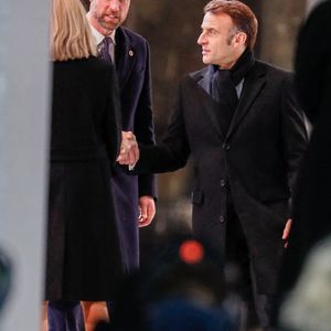 Une fois terminée la soirée, le prince de Galles a pris la direction de l'ambassade de la capitale pour s'entretenir avec le président américain

Emmanuel Macron, président de la République Française et le prince William, prince de Galles - Arrivées à la cérémonie de réouverture de la cathédrale Notre-Dame de Paris, le 7 décembre 2024. Joyau de l’art gothique, lieu de culte et de culture, symbole universel de la France et de son histoire, la cathédrale de Notre-Dame de Paris rouvre ses portes les 7 et 8 décembre, cinq ans après le terrible incendie qui l’avait ravagée le 15 avril 2019. © Bestimage