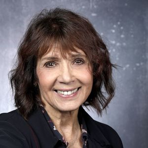 Stéphanie Fugain a trouvé son refuge dans son association Laurette Fugain.

Portrait de Stéphanie Fugain lors de l'enregistrement de l'émission "Chez Jordan". Le 19 octobre 2022
© Cédric Perrin / Bestimage