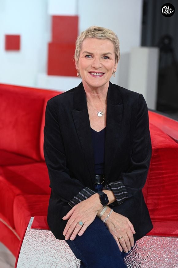 Exclusif - Elise Lucet - Enregistrement de l'émission Vivement dimanche au studio Rive gauche, presentée par Michel Drucker . Diffusion sur France 3 le 25/10/2026. © Guillaume Gaffiot / Bestimage