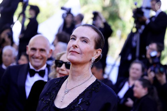 Carole Bouquet - Montée des marches du film « The Mastermind » lors du 78ème Festival International du Film de Cannes, au Palais des Festivals à Cannes. Le 23 mai 2025
© Jacovides-Moreau / Bestimage