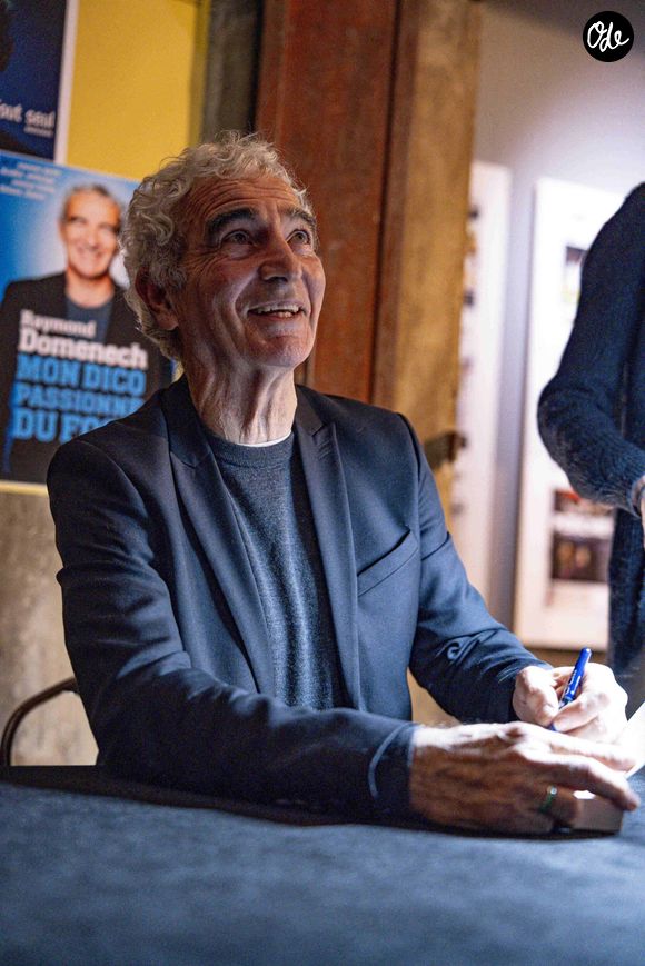 Raymond Domenech en dédicace  après sa rencontre "Football passion" lors du Festival Sport, Littérature et Cinéma à l'Institut Lumière à Lyon le 31/01/2026. © Sandrine Thesillat / PsnewZ / Bestimage