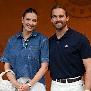 Camille Cerf et Théo Fleury prennent la pose à Roland Garros pour l'Open de France de tennis le 25 mai 2025, à Paris, France. Photo by Laurent Zabulon/ABACAPRESS.COM