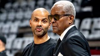 Tony Parker annonce la perte de son père à l'âge de 70 ans, les causes de son départ sont encore floues